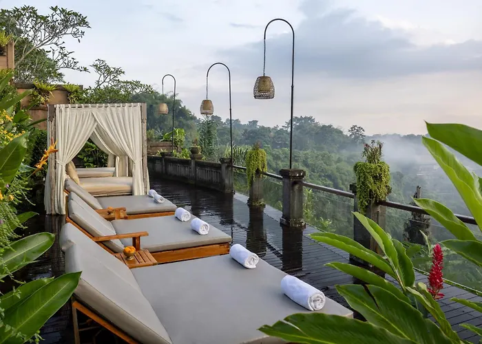 Pramana Watu Kurung 5*